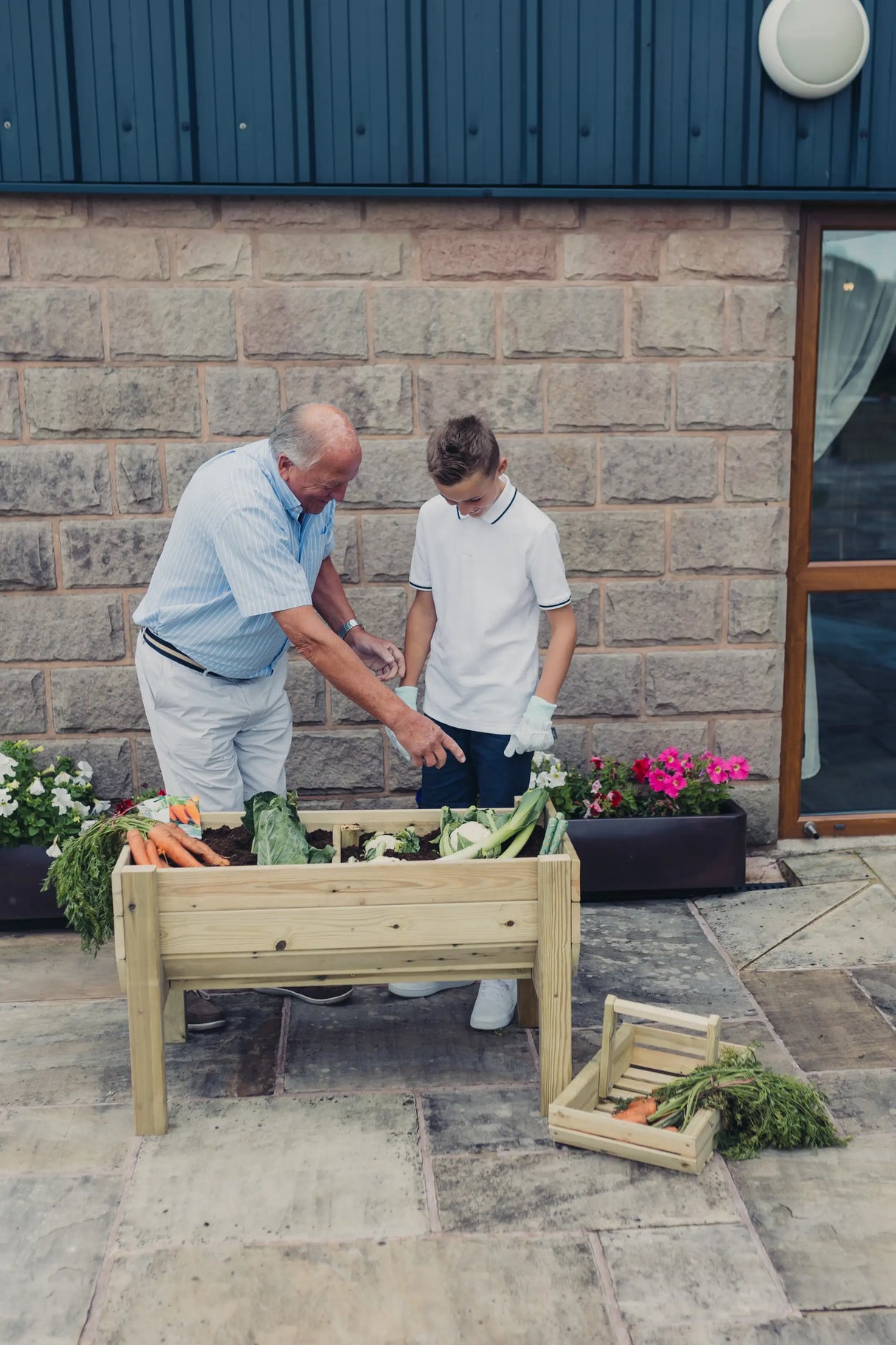 RAISED VEG TRUG / PLANTER - L100CM X H60CM X W52CM