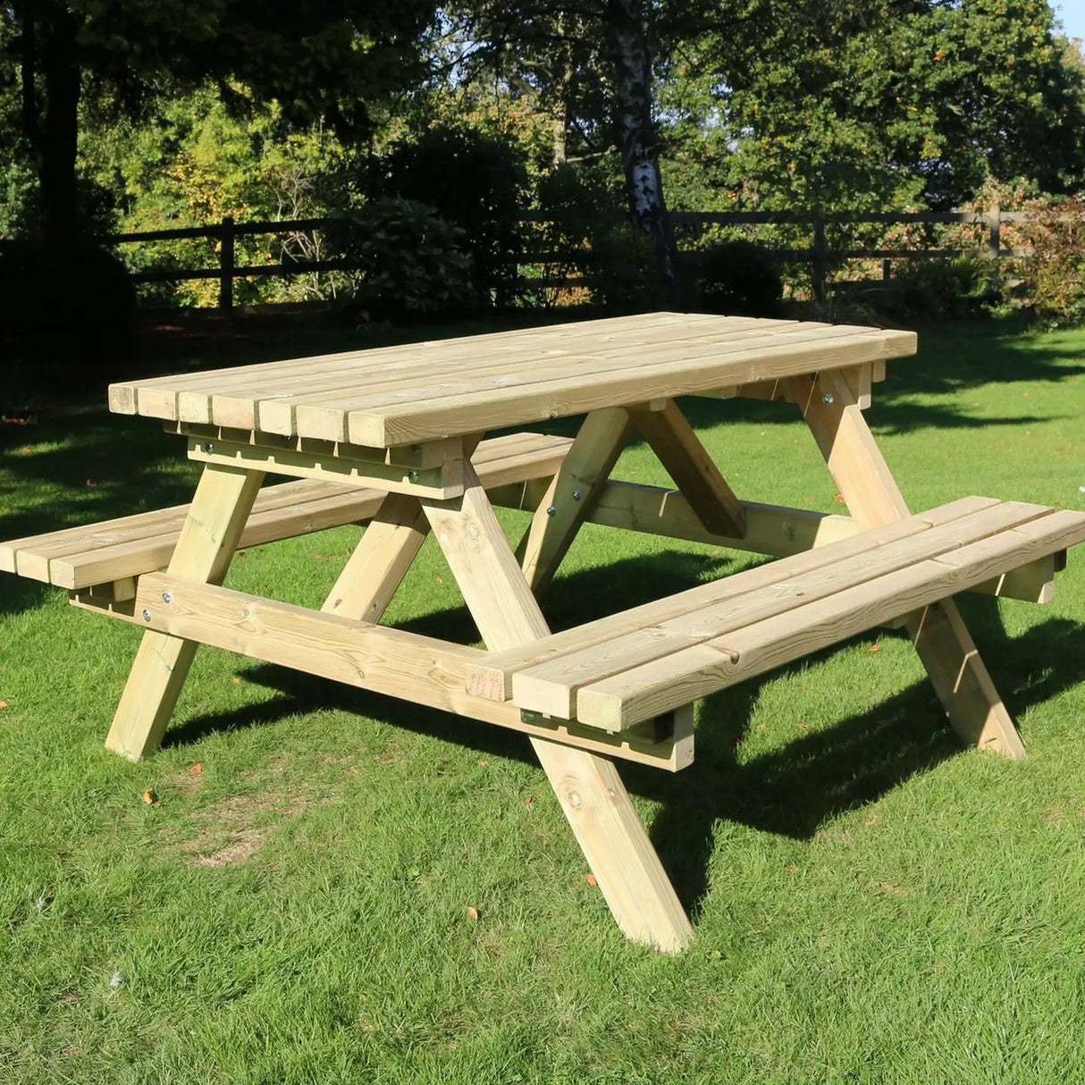 DELUXE PICNIC TABLE 1800 LENGTH