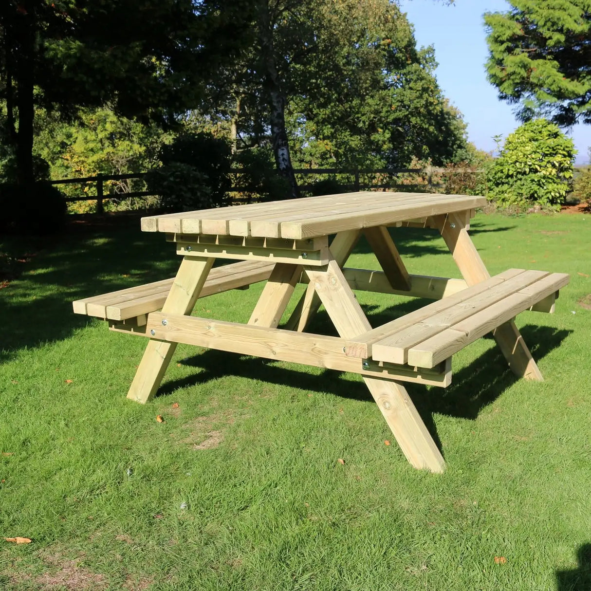 DELUXE PICNIC TABLE 1800 LENGTH