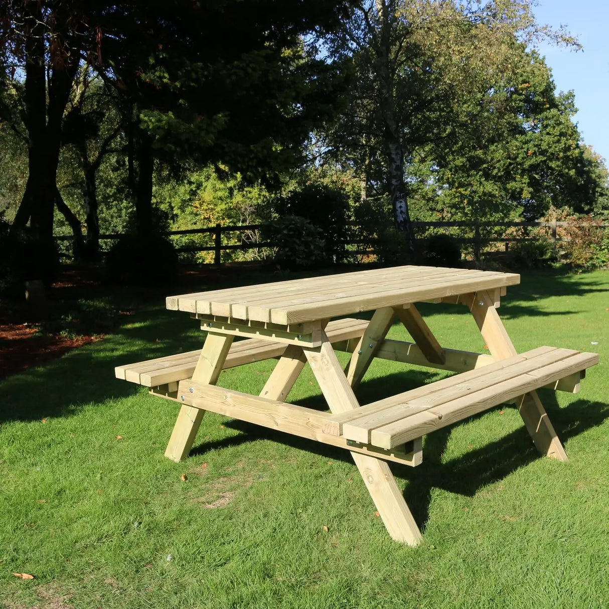 DELUXE PICNIC TABLE 1800 LENGTH