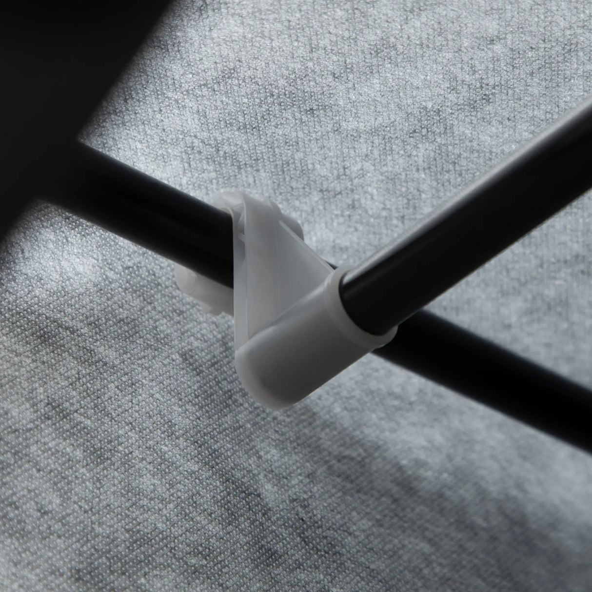 HOMCOM Fabric Wardrobe, with Rails and Shelves - Dark Grey