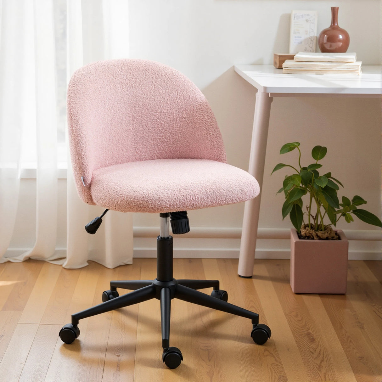 HOMCOM Teddy Fleece Office Chair with Wheels - Light Pink