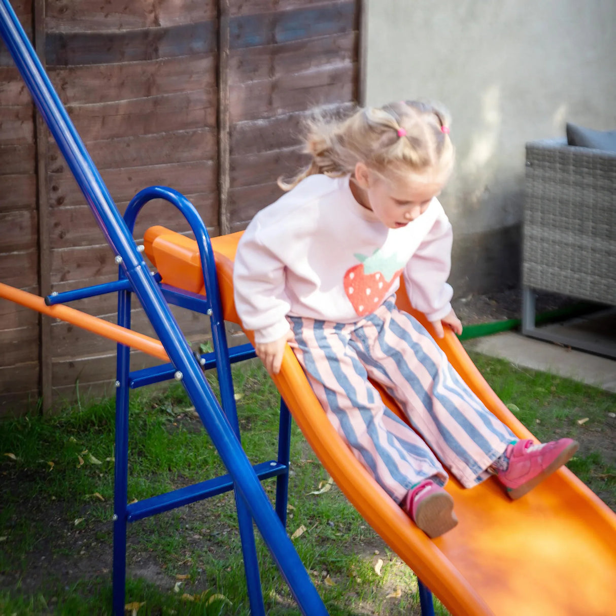 Outsunny Four-In-One Metal Garden Swing Set, with Double Swings, Glider, Slider, Ladder - Orange and Blue