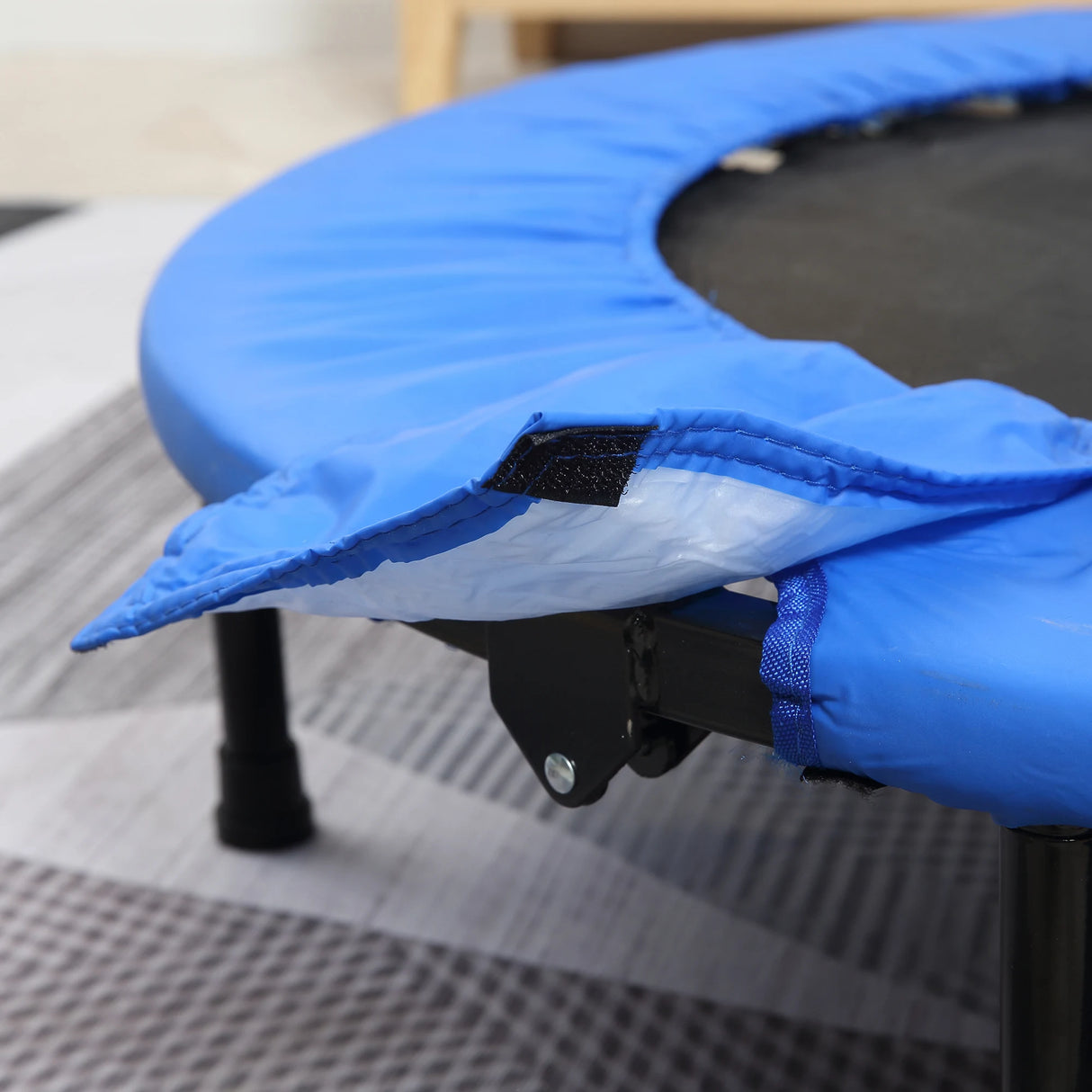 HOMCOM 101 Mini Fitness Trampoline Home Gym Yoga Exercise Rebounder Indoor Outdoor Jumper with Safety Pad, Support Up to 100 KG, Blue and Black