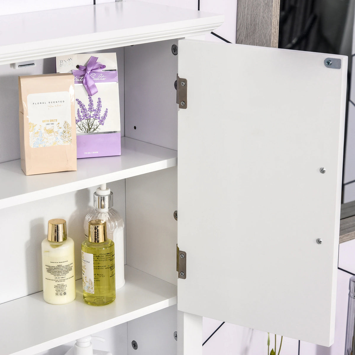 HOMCOM Bathroom Wall Cabinet, Medicine Cabinet, Kitchen Cupboard with 2 Doors and Adjustable Shelf, White