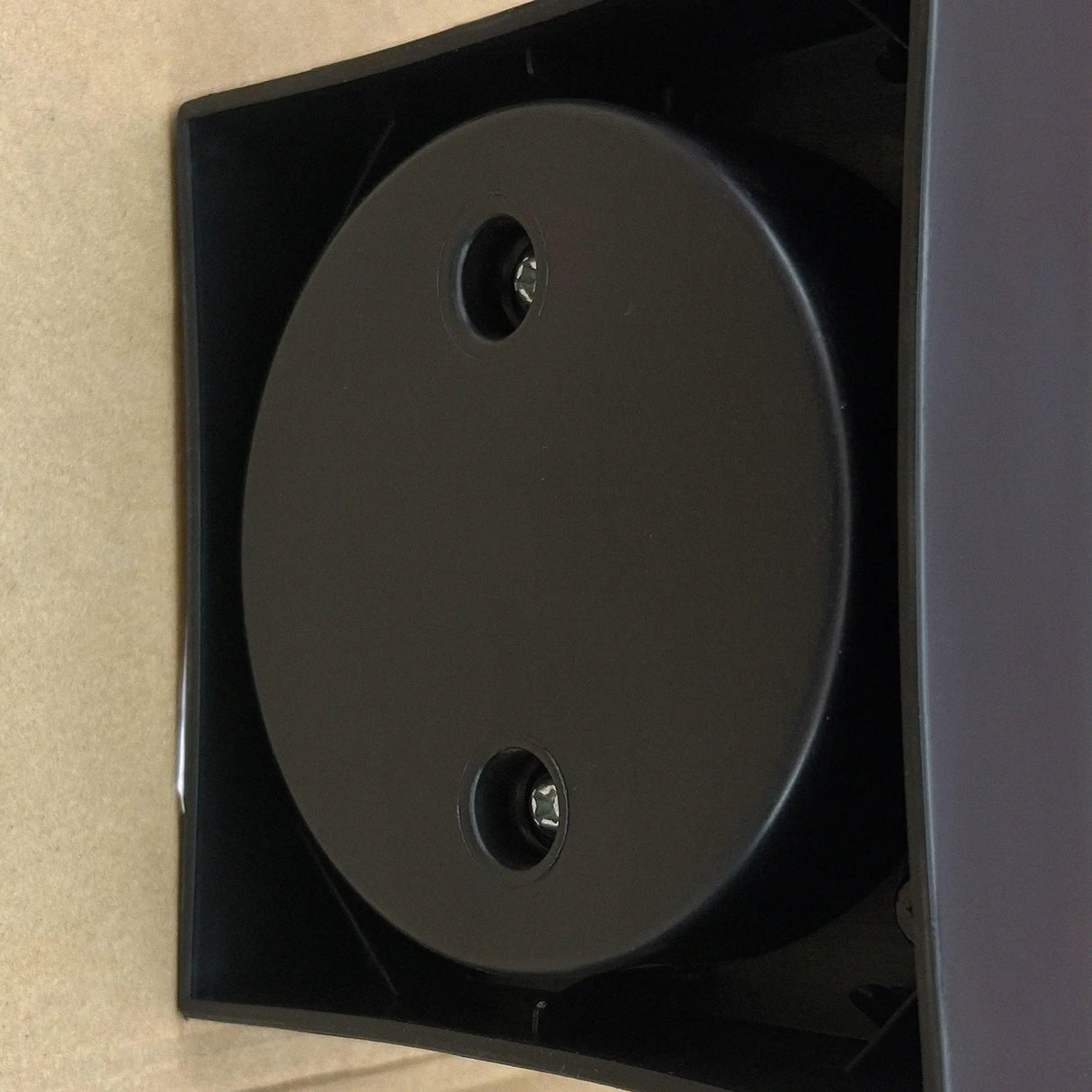 Outsunny Rattan Solar Floor Lamp, 68cm Tall Outdoor Garden Lantern Pathway Light & Decorative Lighting with Auto On/Off LED Lights, IP44, for Porch, Yard, Courtyard, Deck, Brown