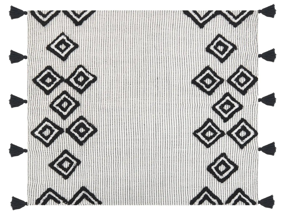 Throw Blanket White and Black Polyester PET 130 x 150 cm with Decorative Tassels Handmade Beliani