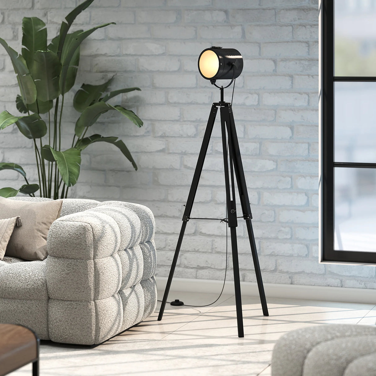 HOMCOM Industrial Tripod Floor Lamp, Nautical Searchlight with Adjustable Height, Wood Legs, E14 Lamp Base for Living Room, Bedroom, Black