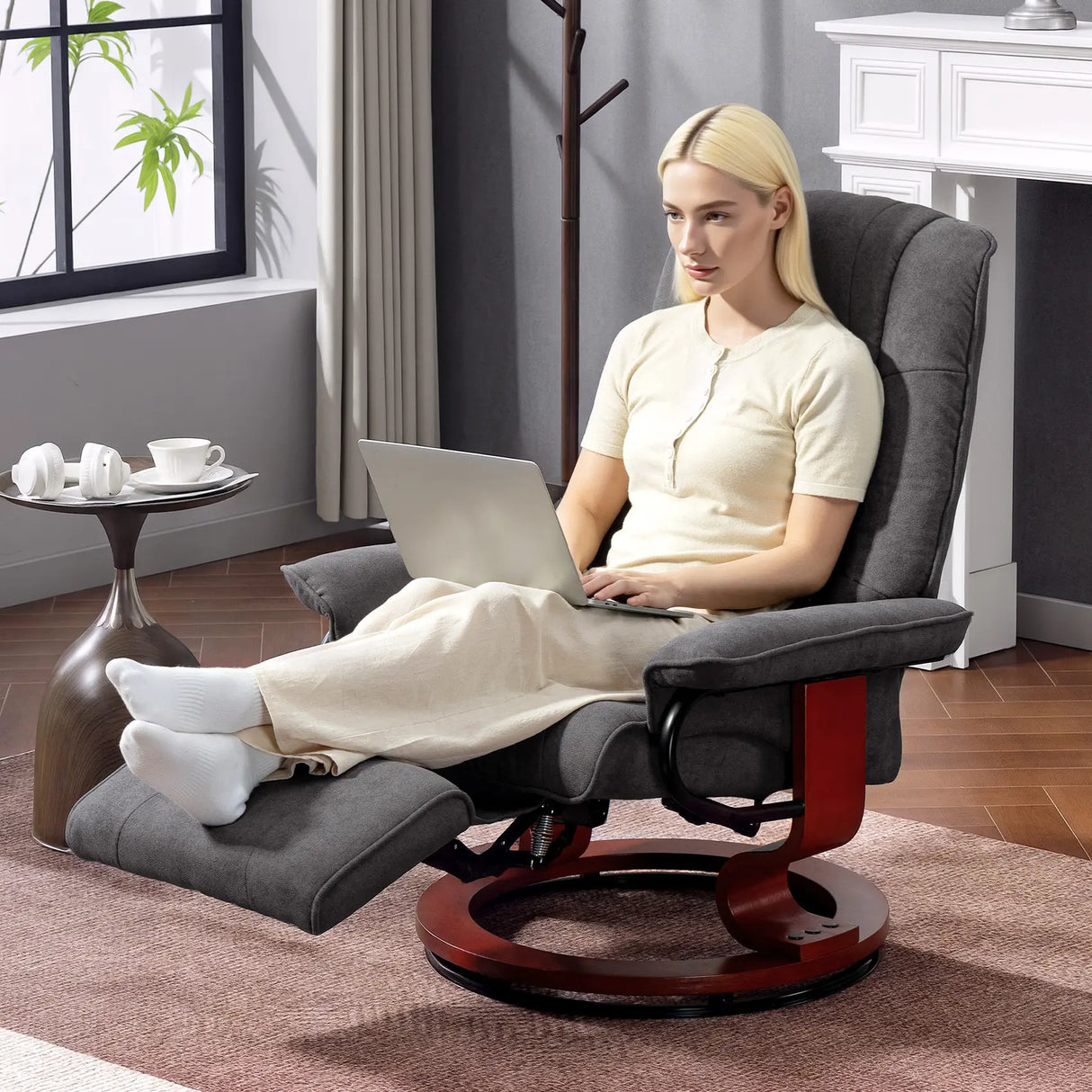 HOMCOM Reclining Swivel Chair, with Footrest - Grey