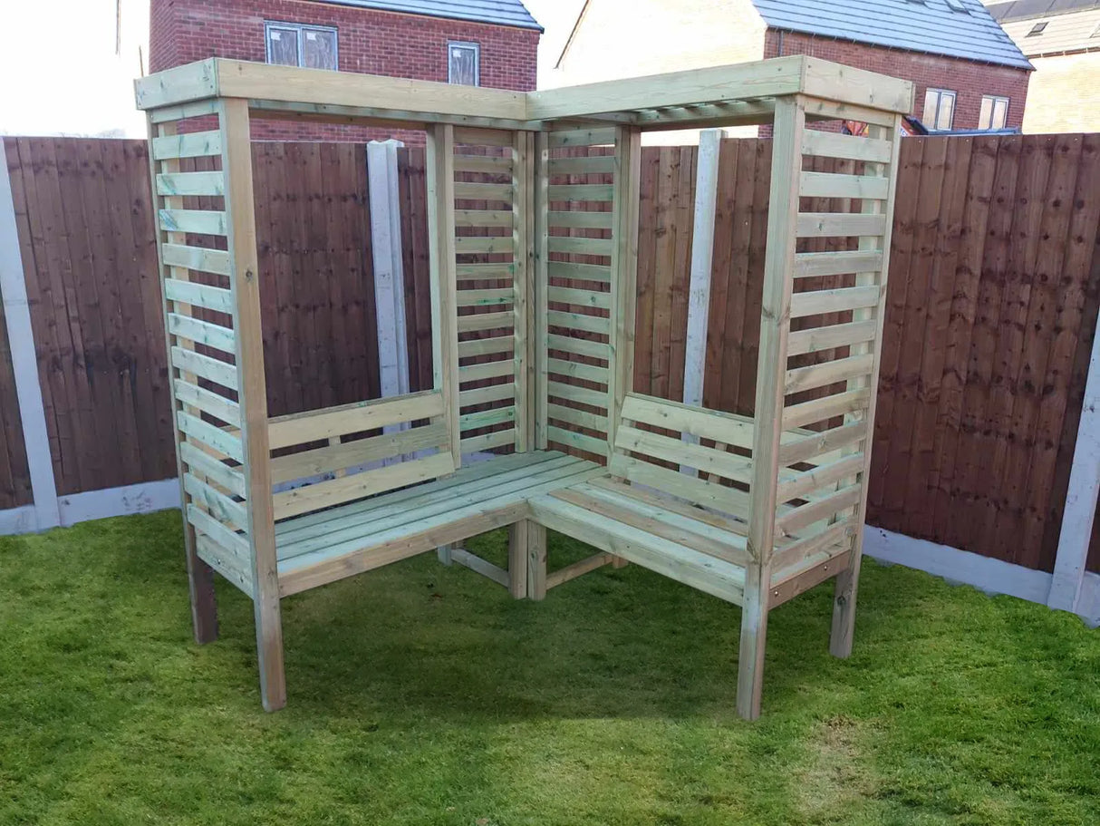 VILAMOURA CORNER ARBOUR