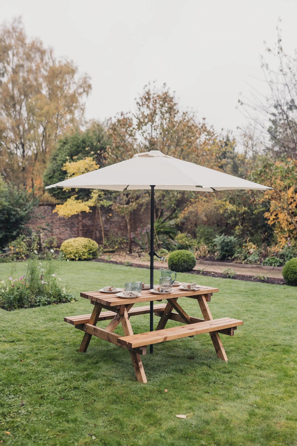 VALLEY DELUXE PICNIC TABLE 180CM LENGTH