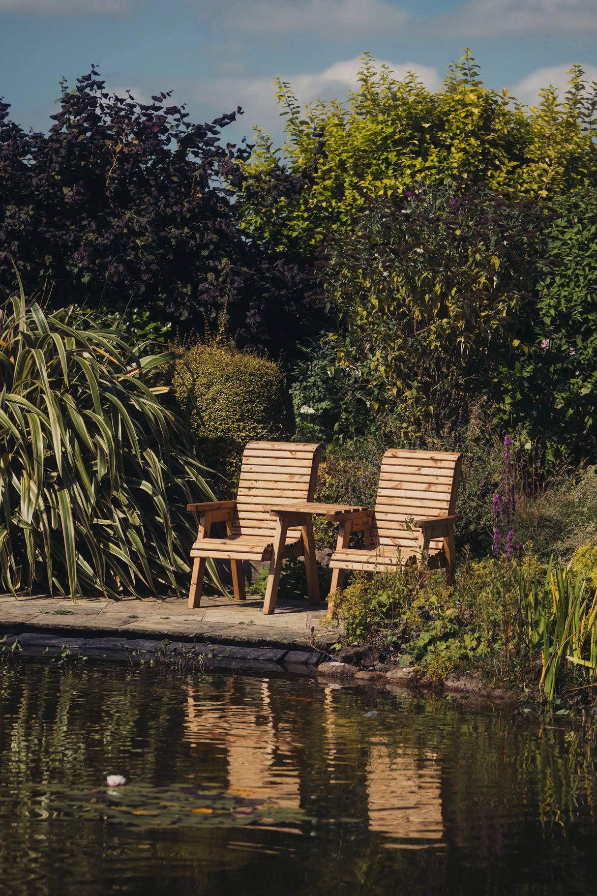 VALLEY LOVESEAT STRAIGHT