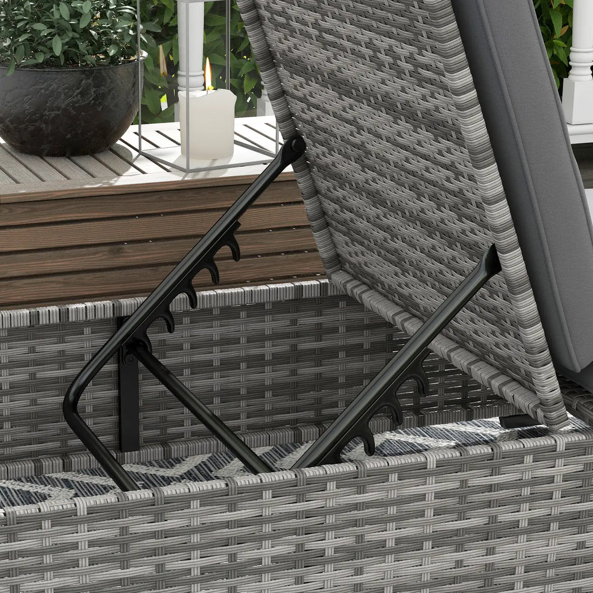 Outsunny Outdoor Patio PE Rattan Lounger with Cushion, 5-Level Reclining Wicker Rattan Sun Lounger with Tea Tray, for Poolside, Patio, Deck, 120kg Weight Capacity, Grey