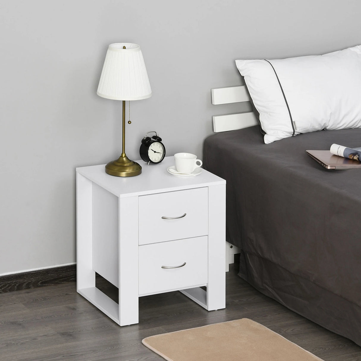 HOMCOM Bedside Table Set of 2 with 2 Drawers, Nightstands with Handles and Elevated Base, Side Tables for Bedroom, Living Room, White