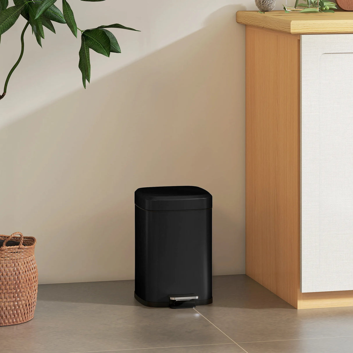 HOMCOM 12L Modern Boxy Metal Home Kitchen Bin - Black