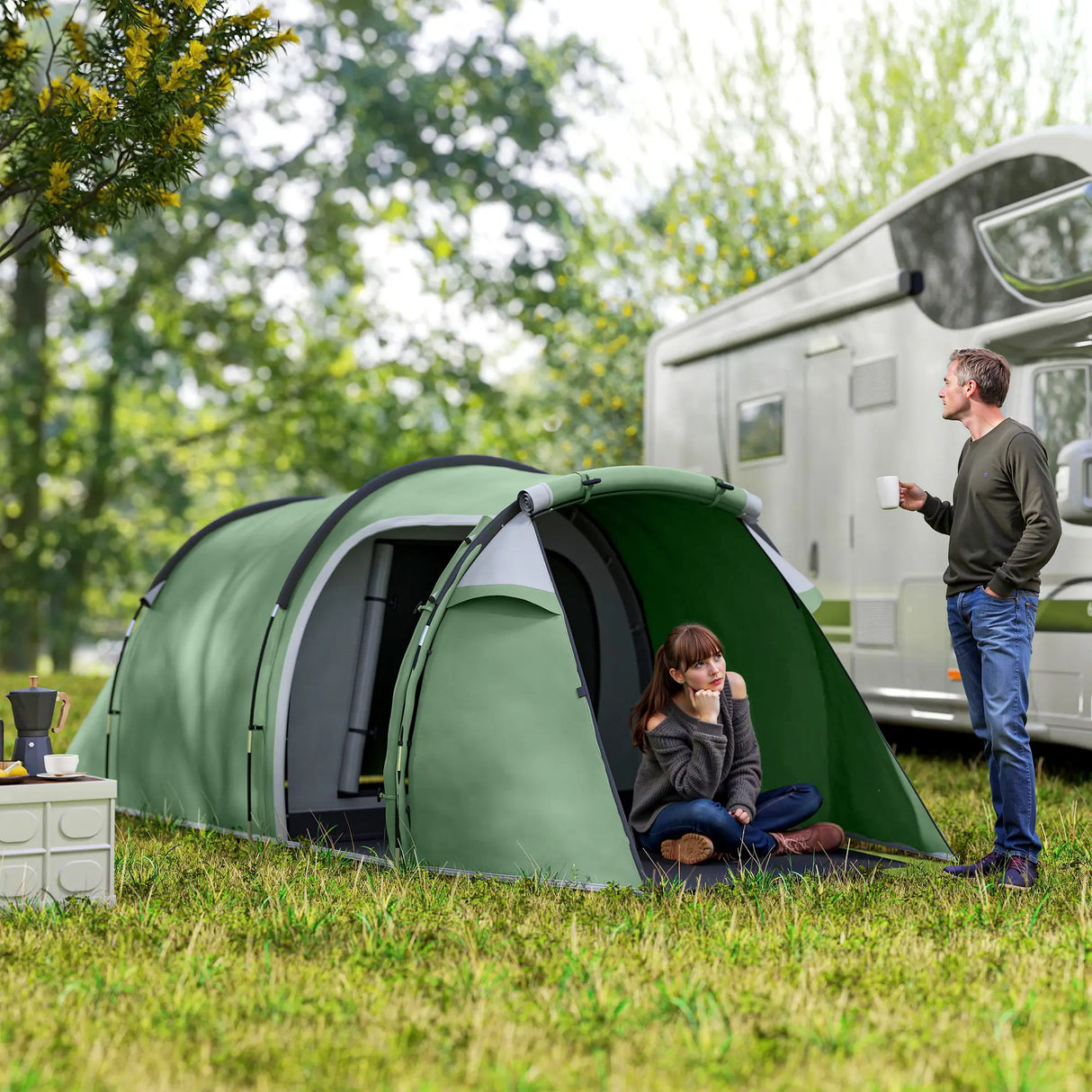 Outsunny Three-Man, Two-Room Tent - Green