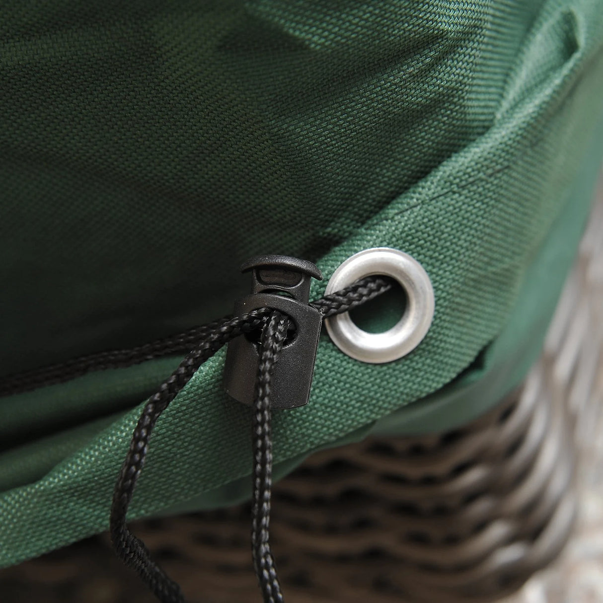 Outsunny Outdoor Garden Furniture Cover Waterproof, Anti-UV 600D Heavy Duty Oxford Fabric Patio Furniture Cover for Rectangular Sofa Table Set, Green, 135 x 135 x 75 cm