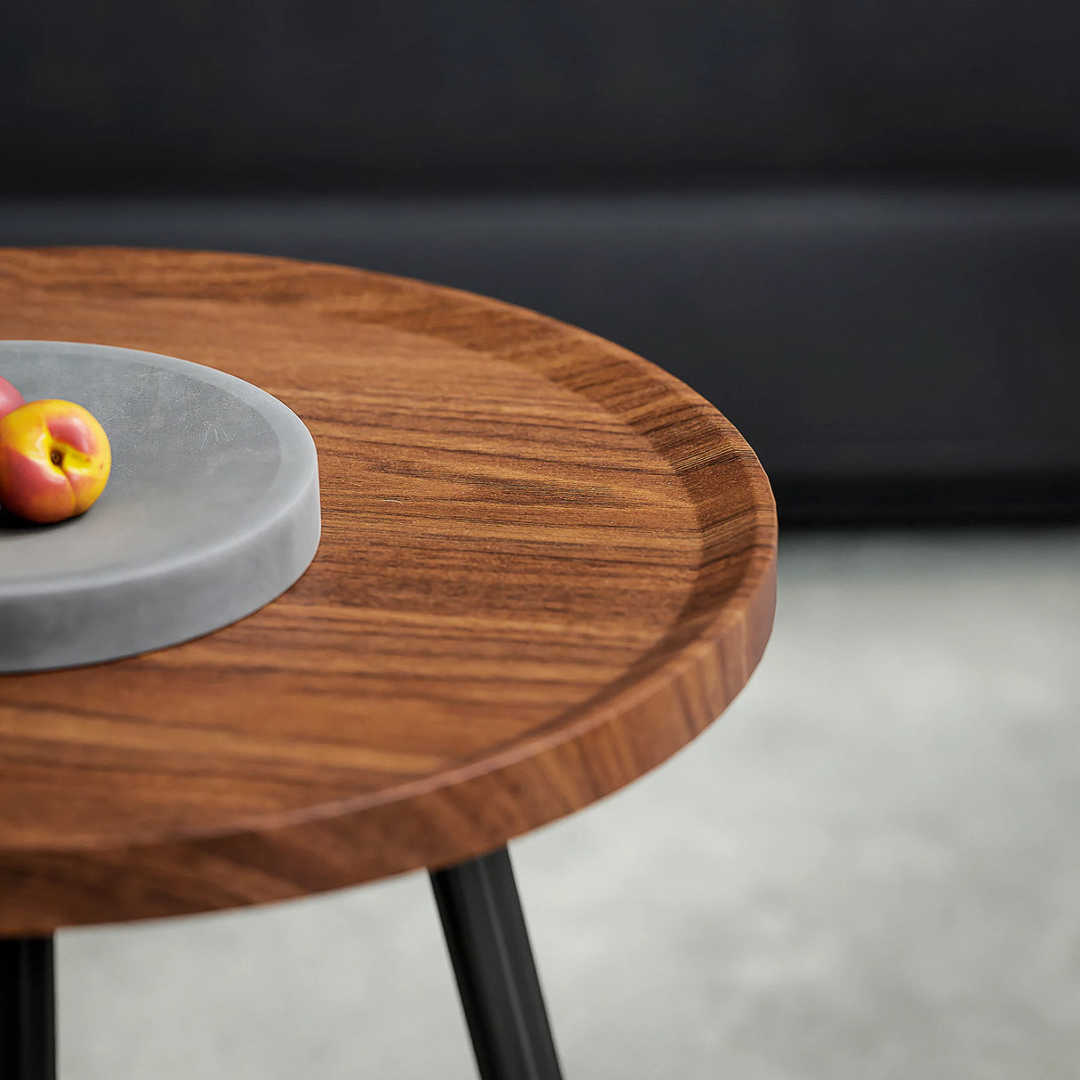 HOMCOM Nesting Coffee Table Set of 2, 80cm Modern Stacking End Side Table with Metal Legs for Living Room Bedroom Office, Chestnut Wood Effect