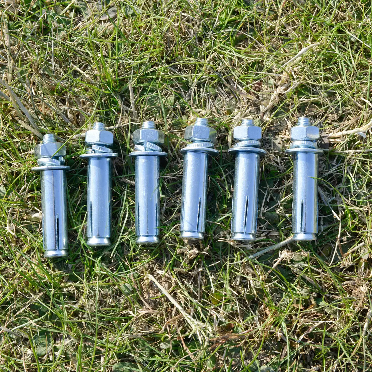 Outsunny 3 x 3(m) Outdoor Lean To Pergola Retractable Canopy Wall Mounted Gazebo Patio Shelter Sun Shade, Cream White