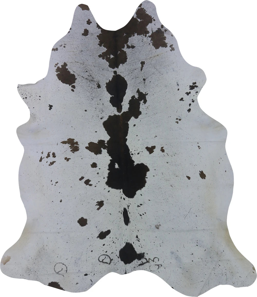 COWHIDE MEDIUM ASSORTED 2.5-3.4M - 207cm  179cm