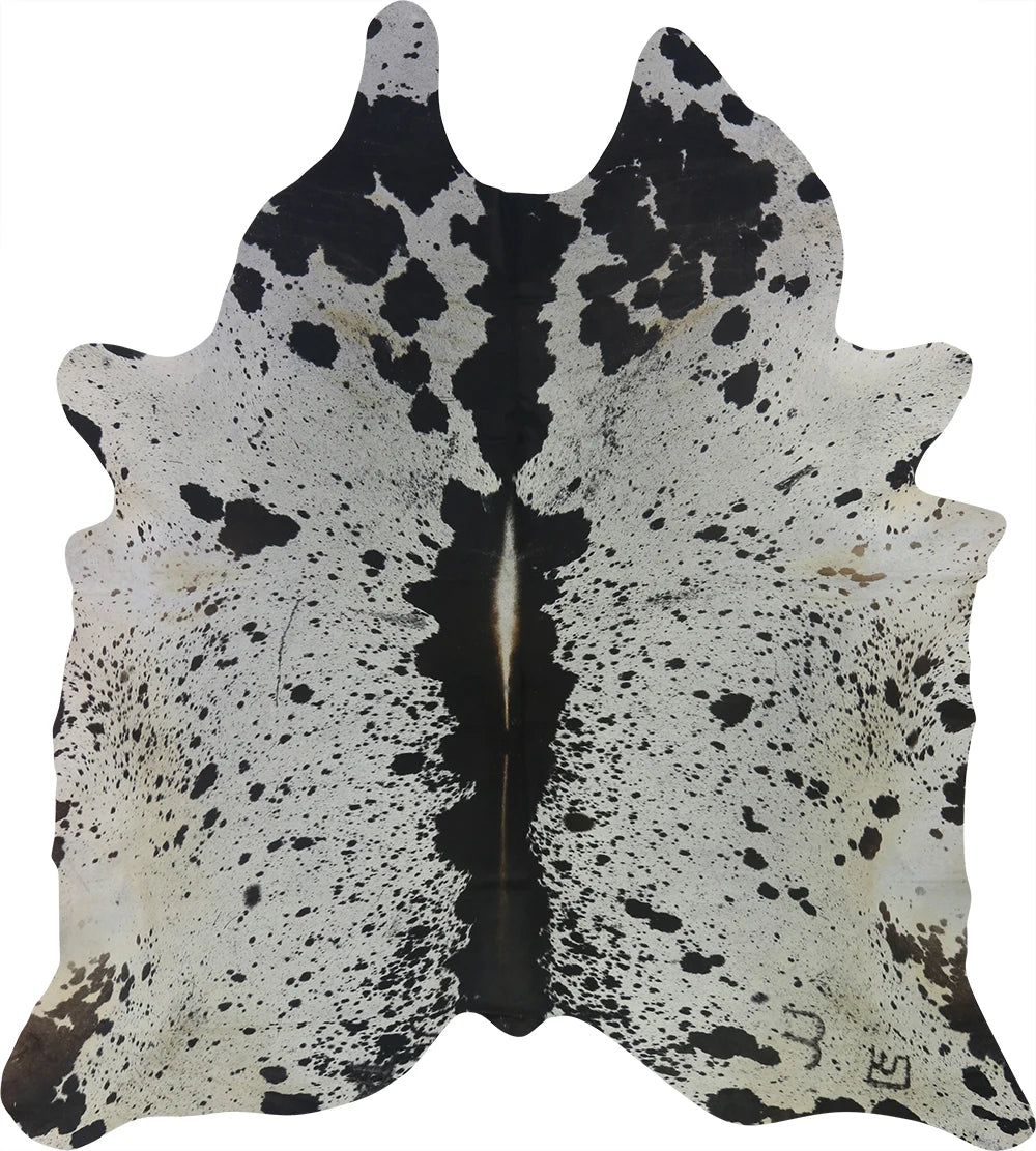 COWHIDE XL BLACK & WHITE 4-4.4M - 241cm  229cm