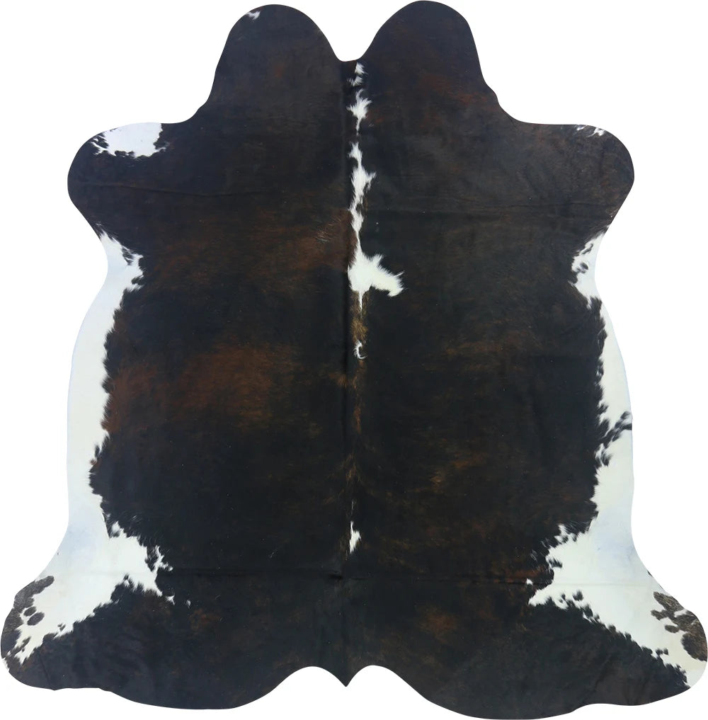 COWHIDE LARGE TRI 3.5-3.9M - 217cm  213cm
