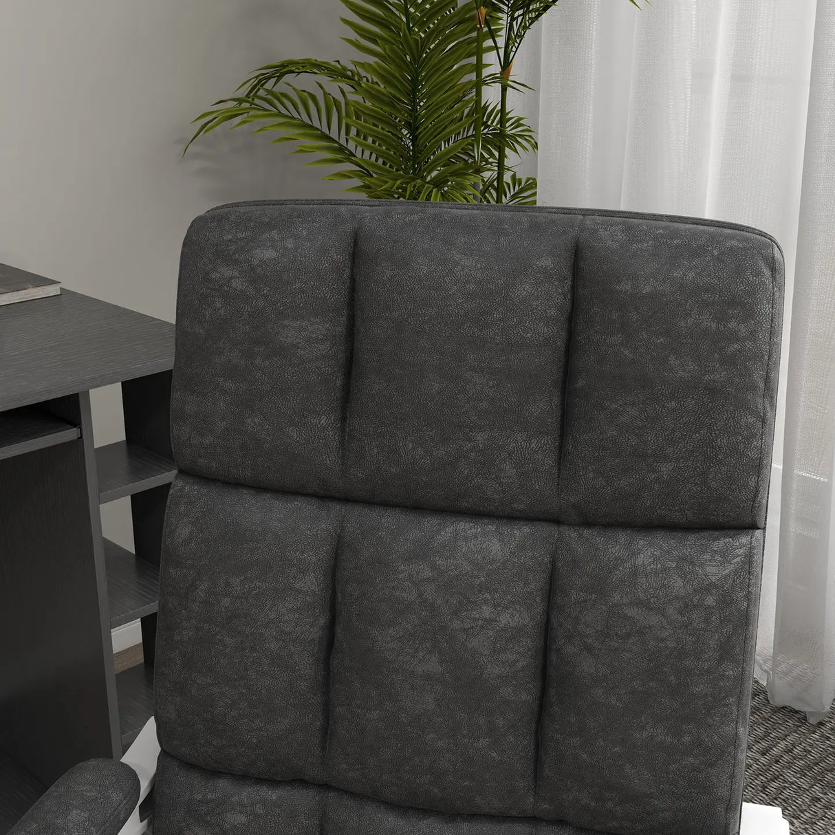 Vinsetto Massage Office Chair, Ergonomic Desk Chair, Comfy Work Study Chair with Heat, Padded Seat, 135 Reclining Back and Footrest for Home Office, Charcoal Grey