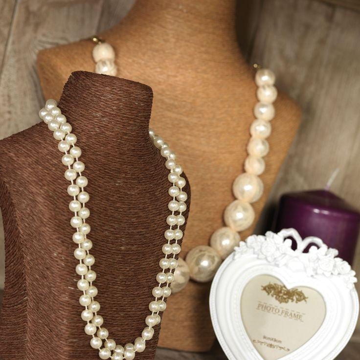 Large Classic Bust - Cream