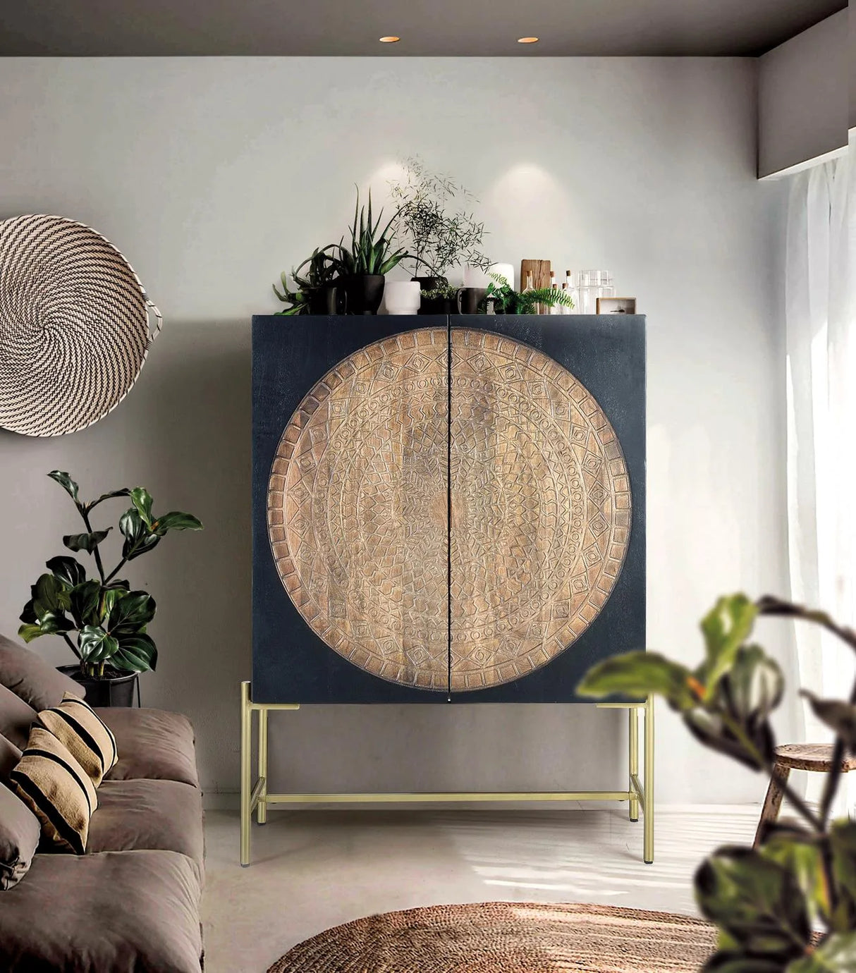 Giner and Colomer  2-Door Display Cabinet In Mango Wood With Metal Base