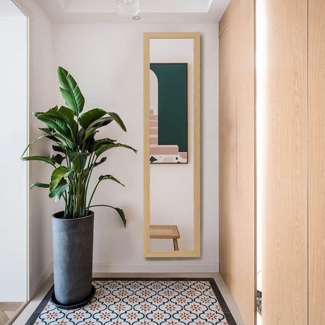 Full-size free-standing mirror 155 x 37 cm