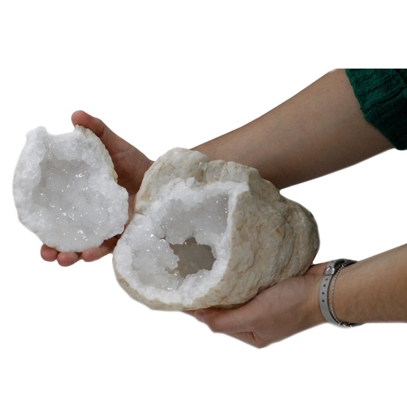 Calsite Geodes - 15-18 cm