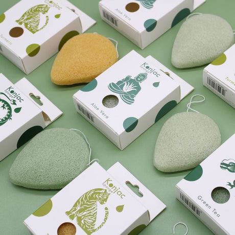 Teardrop Konjac Sponge - Green Tea - Protective