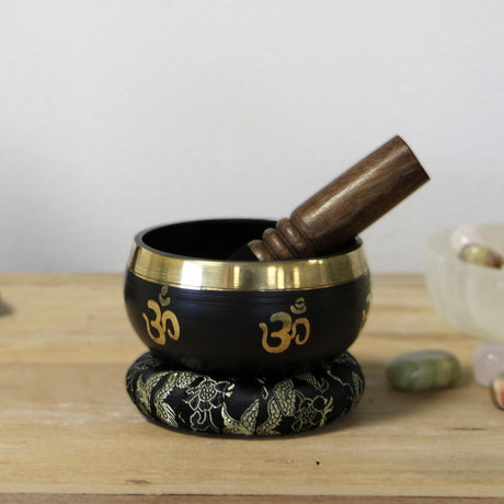 Yoga Om Singing Bowl Set