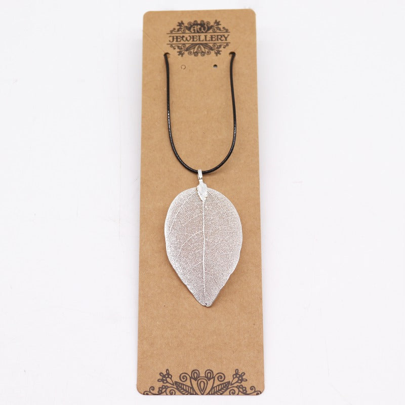 Necklace - Bravery Leaf - Silver