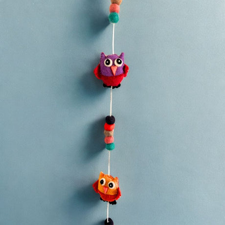 Felt Wall Hanging  -Owls (random colours)