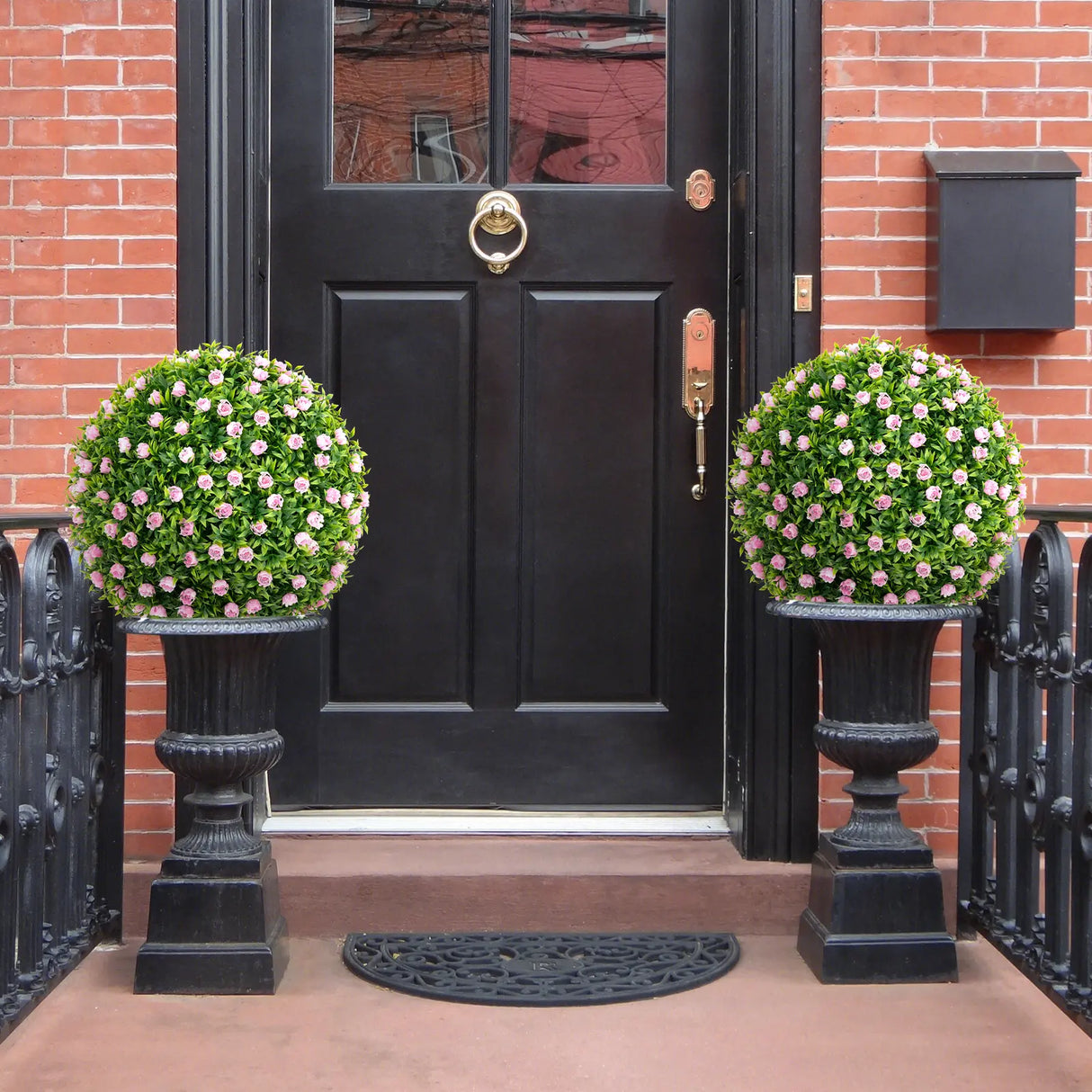 2 Pieces Artificial Plant Topiary Balls with Pink Flowers Sun-protective