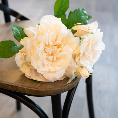 Peachy Cream Short Stem Rose Bouquet