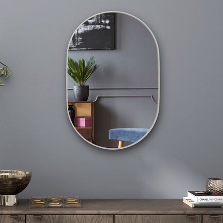 HOMCOM 60cm Aluminium Frame Round Bathroom Mirror - Silver Tone