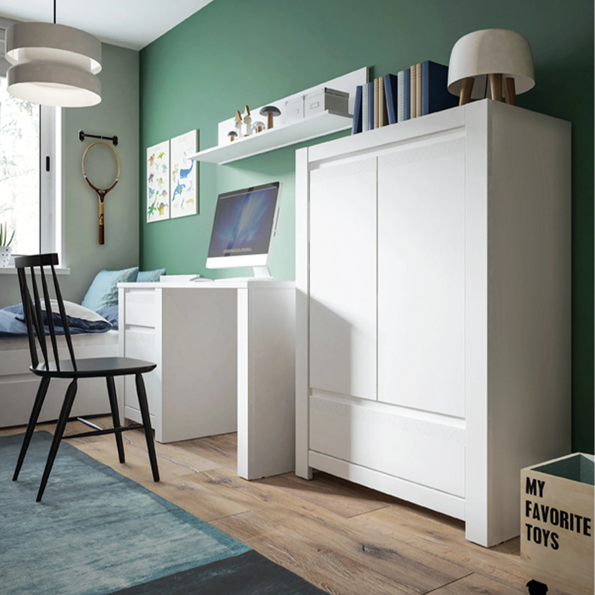 Novi Shelf in Alpine White