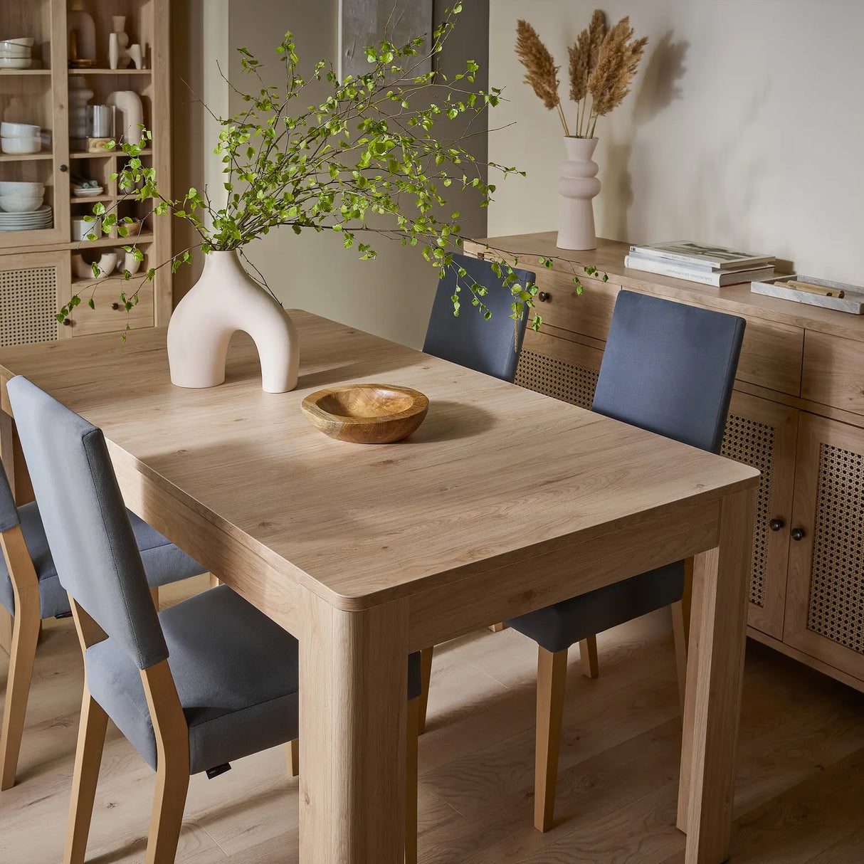 Cestino Extending Dining Table 160-200cm In Jackson Hickory Oak