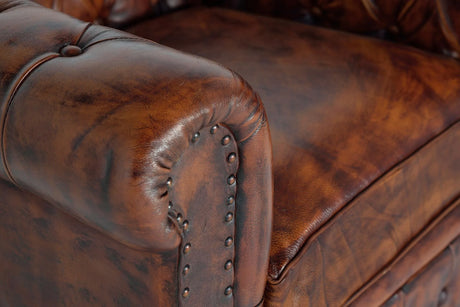 Giner and Colomer - 1-Seater Leather Chester Armchair