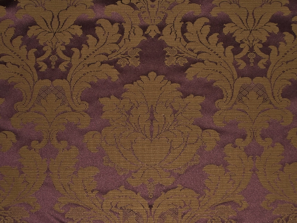 Damask Medallion Damson / SR14256