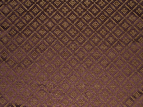 Damask Trellis Damson / SR14286
