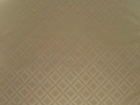 Damask Trellis Pearl / SR14287 (Per Metre)