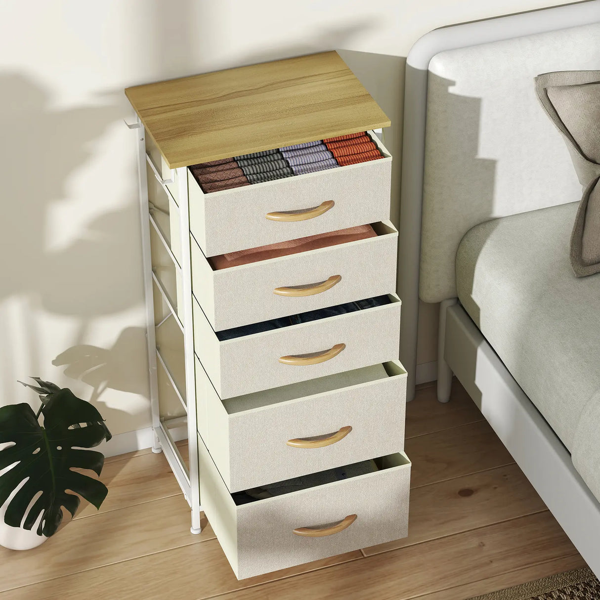 HOMCOM Chest of Five Fabric Drawers - Beige