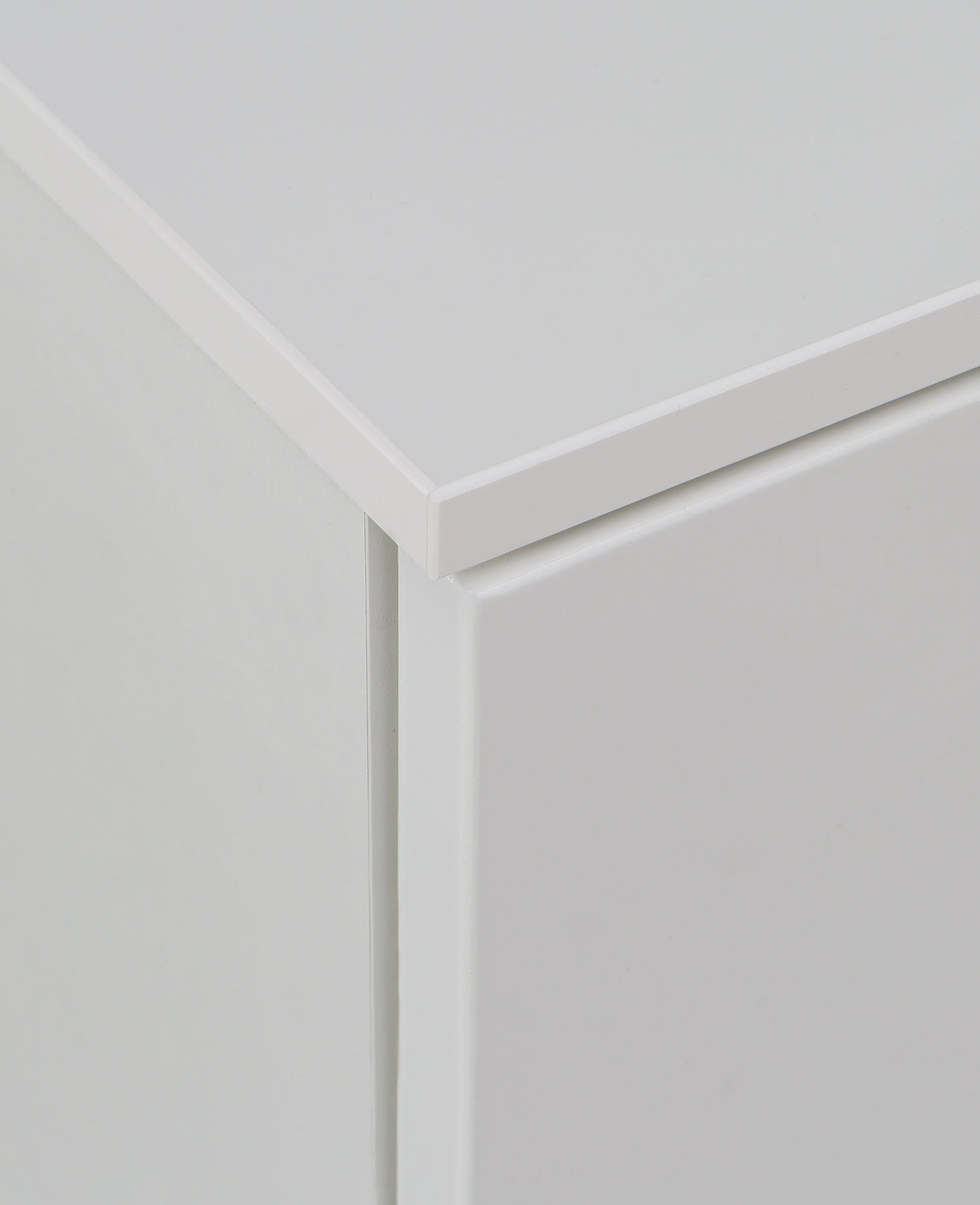 Sienna Wide Chest of 4 Drawers and 2 Doors in White/White High Gloss