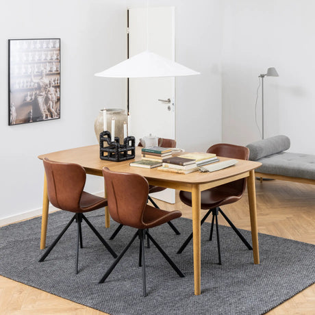 Montreux Rectangular Extending Dining Table in Oak
