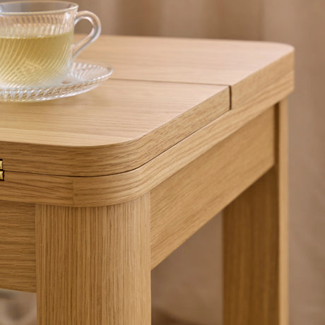 Southampton Extendable Rectangular dining table in Matt Oak 45-90cm