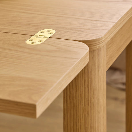 Southampton Extendable Rectangular dining table in Matt Oak 45-90cm