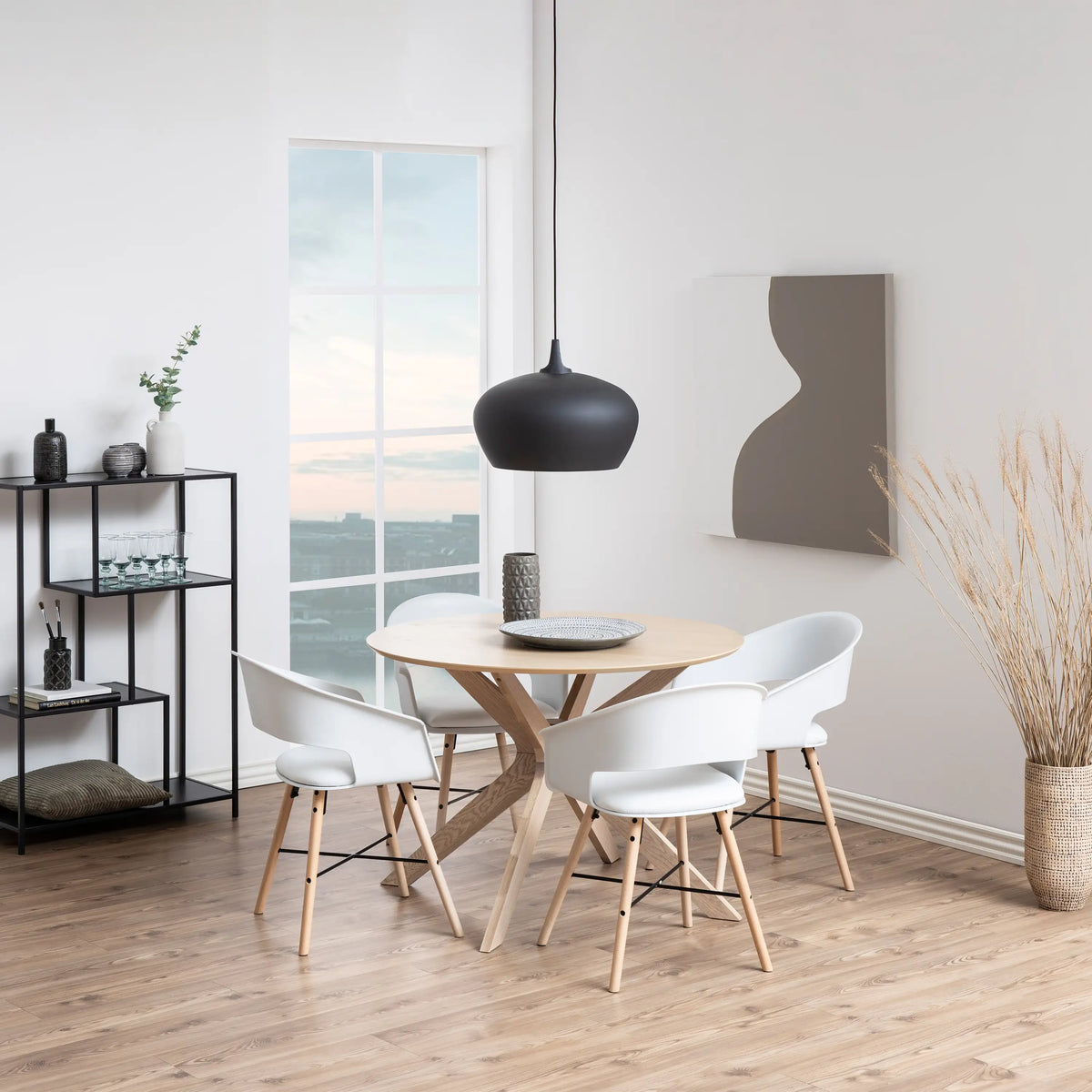 I_Duncan Round Dining Table in White Oak 105x75cm